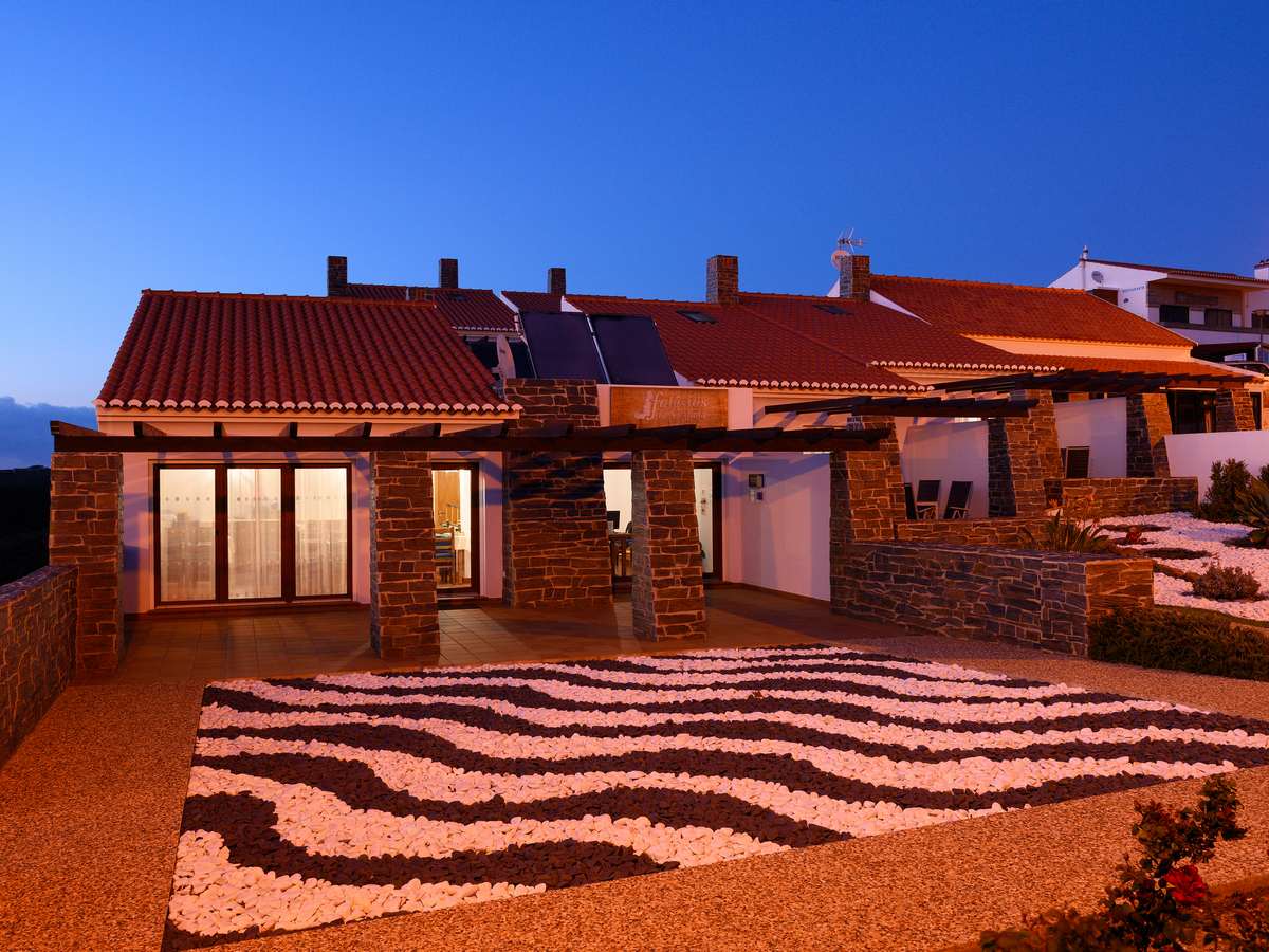 Exterior-01